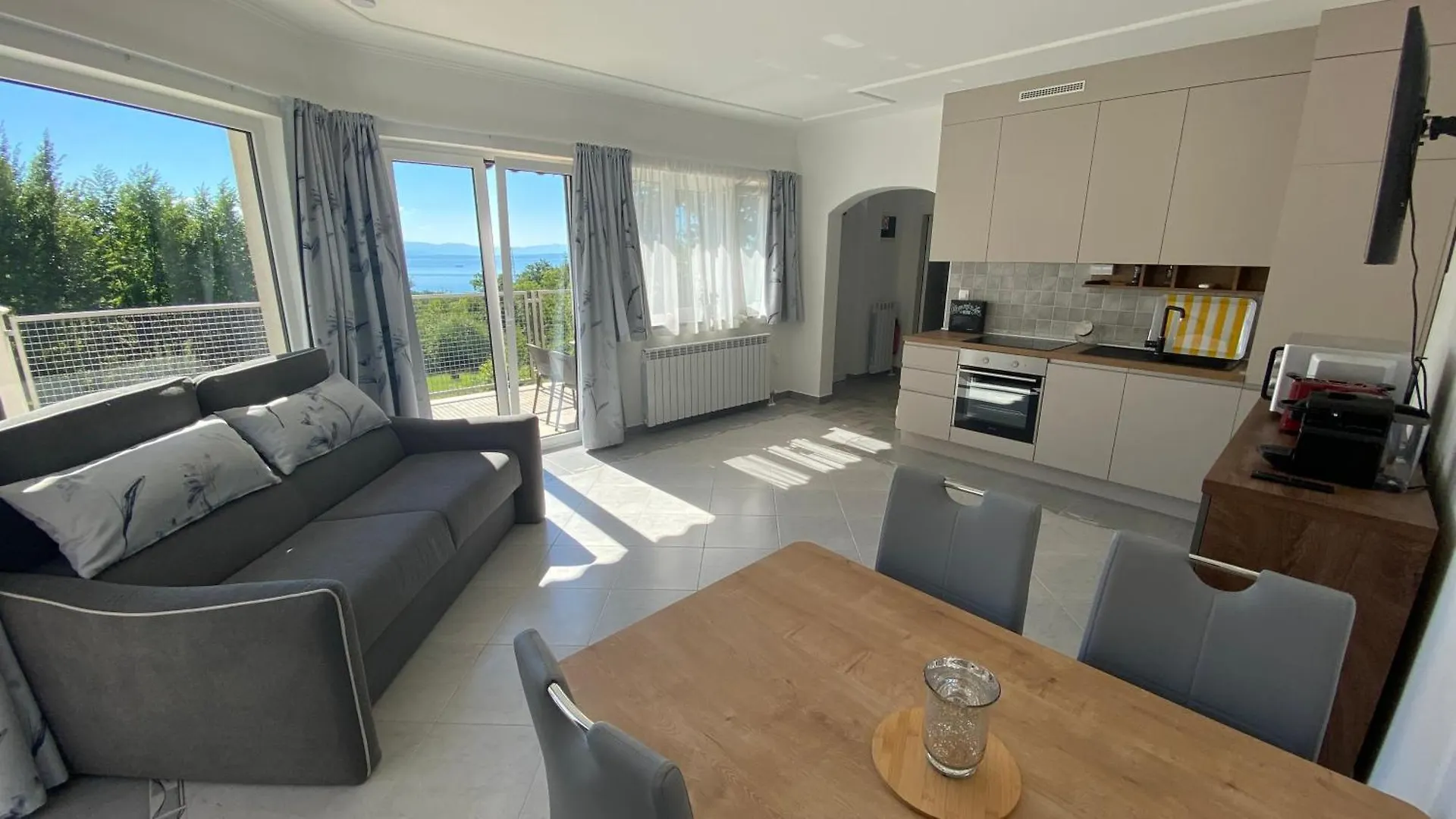 Stunning Seaview Villa 