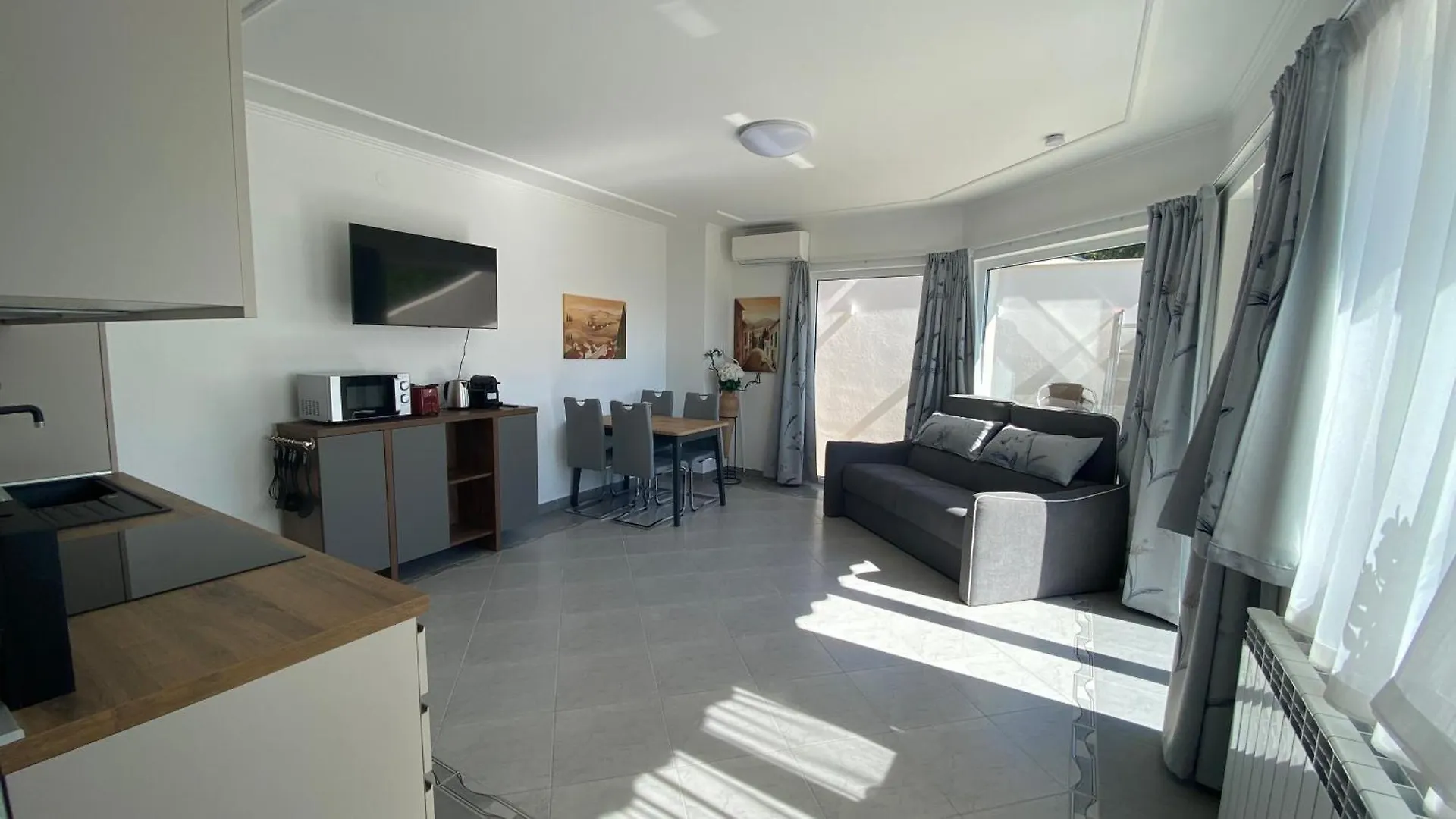 Stunning Seaview Villa 